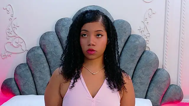 Snapshot of Abby_Montero chatting on 19, 5, 2026 Abby Montero online show from 19, 5, 2026