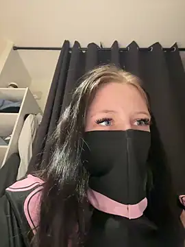 groslolo67 online show from 13, 4, 2026