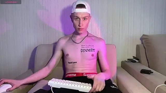 Travis Gracile online show from 20, 4, 2026