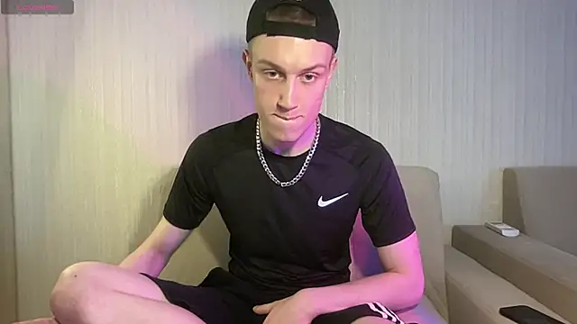 Travis Gracile online show from 28, 4, 2026