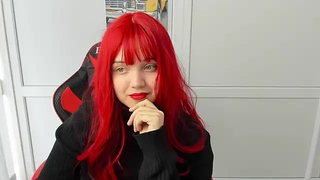 Snapshot of Caroline_cutte chatting on 12, 4, 2026 Caroline cutte online show from 12, 4, 2026