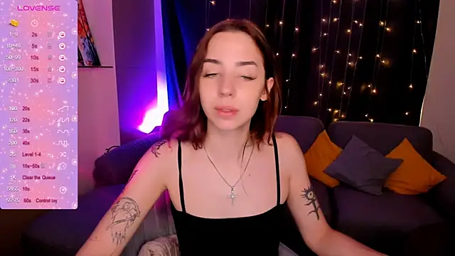 Snapshot of CharliGrace_ chatting on 11, 7, 2026 CharliGrace online show from 11, 7, 2026