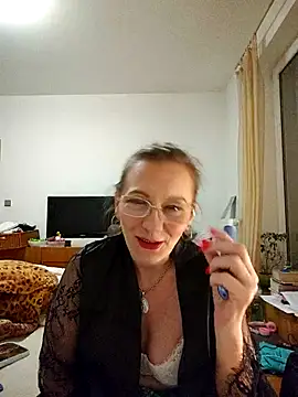 Blond lady czech online show from 23, 4, 2026