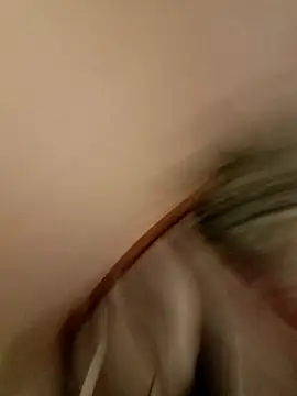 Blond lady czech online show from 27, 4, 2026