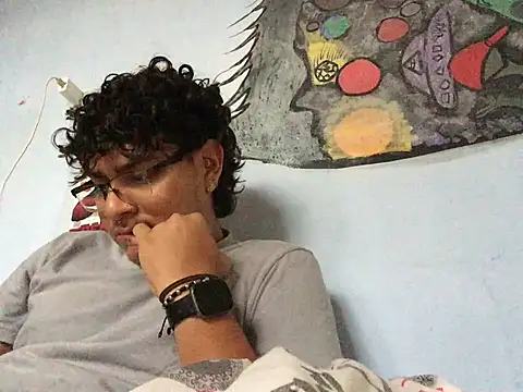 Snapshot of xhecho_uzumaki chatting on 19, 7, 2026 xhecho uzumaki online show from 19, 7, 2026