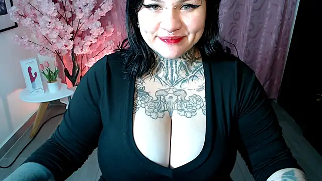 sherlytattos online show from 12, 4, 2026
