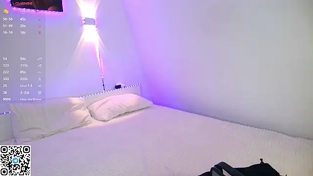 LaylaLaurent online show from 19, 5, 2026
