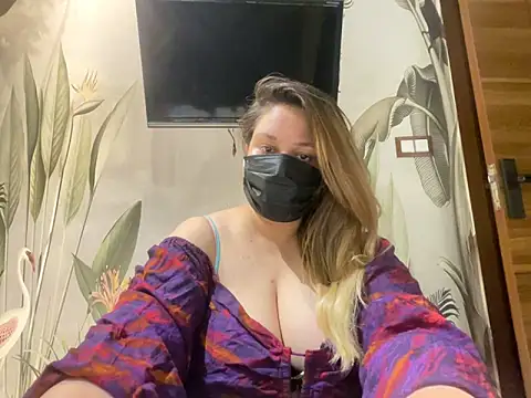 Snapshot of kavyasingh36 chatting on 27, 4, 2026 kavyasingh36 online show from 27, 4, 2026