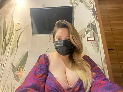 Snapshot of kavyasingh36 chatting on 3, 5, 2026 kavyasingh36 online show from 3, 5, 2026