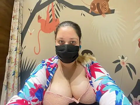 Snapshot of kavyasingh36 chatting on 13, 5, 2026 kavyasingh36 online show from 13, 5, 2026