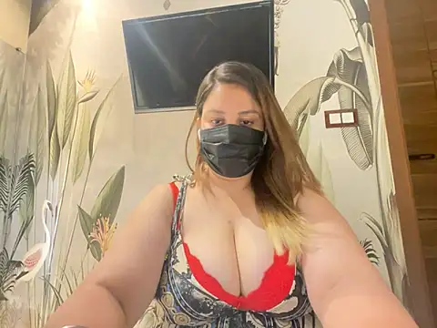Snapshot of kavyasingh36 chatting on 25, 5, 2026 kavyasingh36 online show from 25, 5, 2026