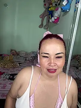 Snapshot of Alma_milf_co chatting on 15, 4, 2026 Alma milf co online show from 15, 4, 2026