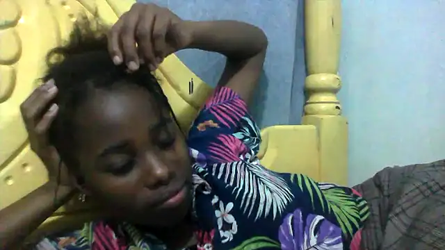 Snapshot of Rerpuss1 chatting on 10, 6, 2026 Rerpuss1 online show from 10, 6, 2026