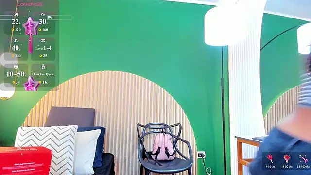 sophiahart online show from 12, 5, 2026