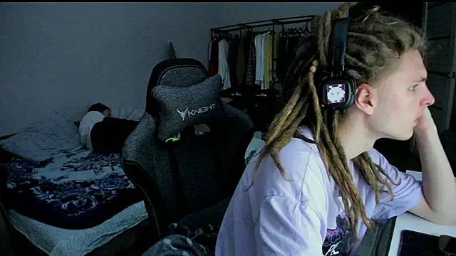 SurfSexCouple1 online show from 11, 4, 2026