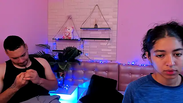 Aronandmoli69 online show from 2, 5, 2026
