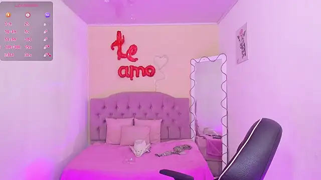 KATHERINE TAY online show from 24, 4, 2026