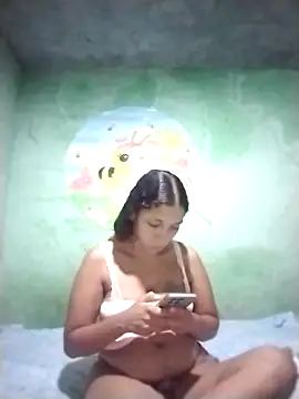 Snapshot of YuliBrayan chatting on 5, 6, 2026 YuliBrayan online show from 5, 6, 2026