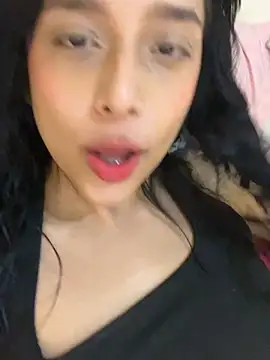 Snapshot of milakitti chatting on 1, 5, 2026 milakitti online show from 1, 5, 2026