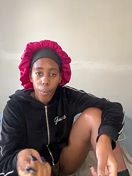 petite bee online show from 26, 5, 2026