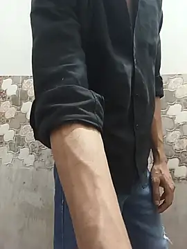 itsmemadhu2019 online show from 18, 5, 2026