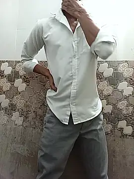 itsmemadhu2019 online show from 20, 5, 2026