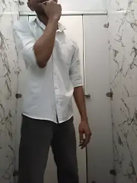 itsmemadhu2019 online show from 27, 5, 2026
