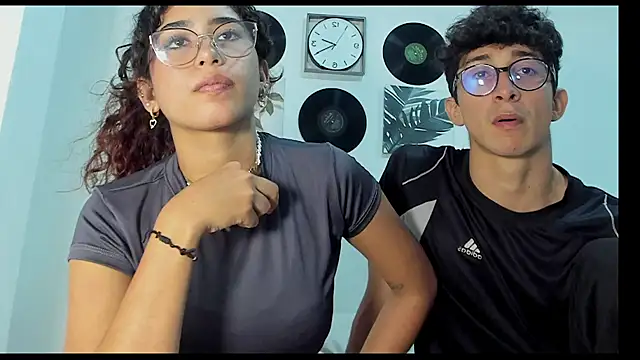 Snapshot of alanandtifany chatting on 4, 5, 2026 alanandtifany online show from 4, 5, 2026