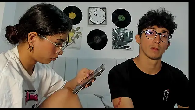 Snapshot of alanandtifany chatting on 8, 5, 2026 alanandtifany online show from 8, 5, 2026