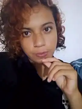 rizosdefuego online show from 13, 4, 2026