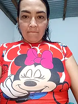 Snapshot of LuluDream chatting on 22, 4, 2026 LuluDream online show from 22, 4, 2026