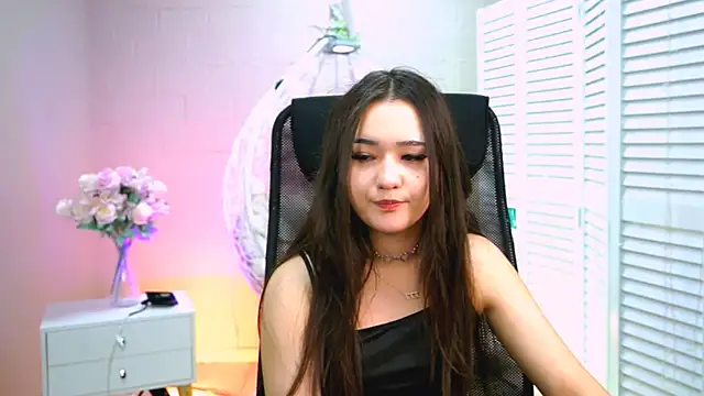 AmiMeow  online show from 28, 4, 2026