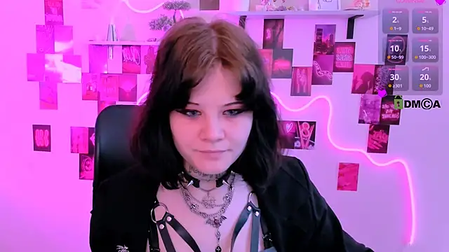 Snapshot of nikki_kiss_ chatting on 25, 4, 2026 nikki kiss online show from 25, 4, 2026