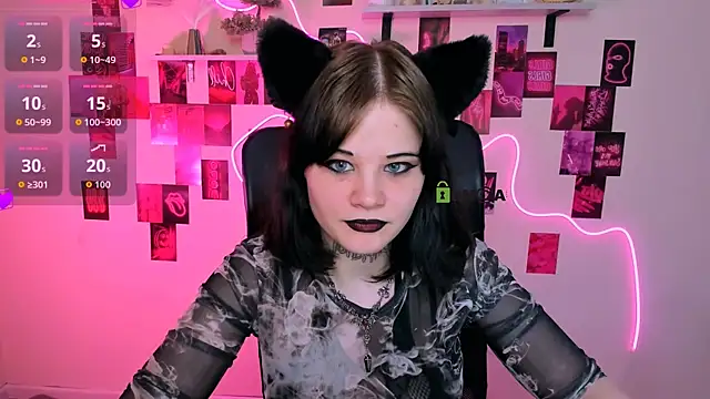Snapshot of nikki_kiss_ chatting on 22, 5, 2026 nikki kiss online show from 22, 5, 2026