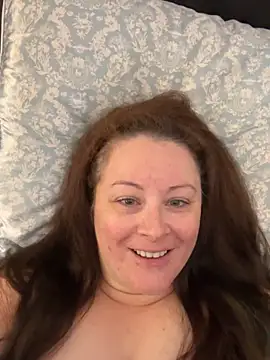 NeedyKitty47 online show from 14, 4, 2026