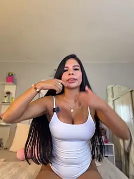 Elara Luxe online show from 15, 5, 2026