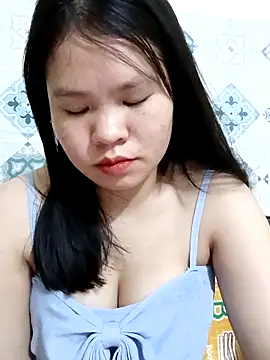 Seraphinahh online show from 10, 5, 2026