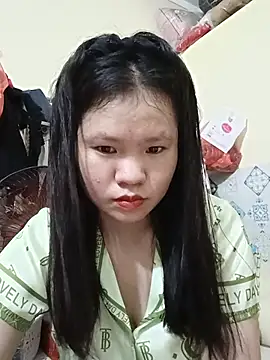 Snapshot of Seraphinahh chatting on 7, 8, 2026 Seraphinahh online show from 7, 8, 2026