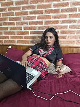 jellyyynspicyyy online show from 2, 7, 2026