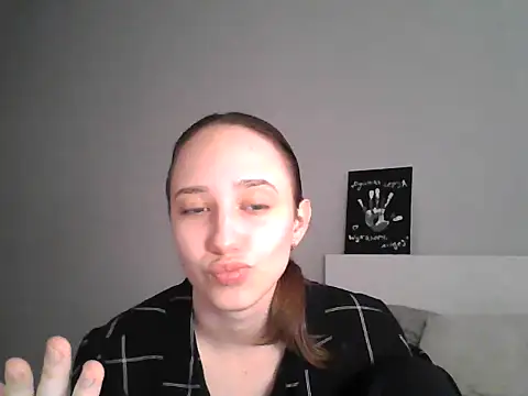 DarkMirel online show from 6, 5, 2026