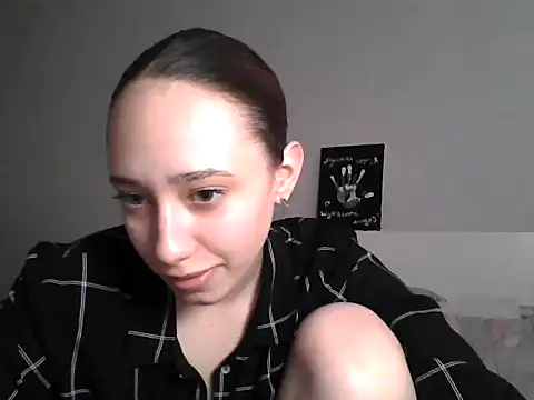 DarkMirel online show from 7, 5, 2026