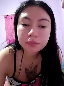 Emiily  Evans online show from 9, 5, 2026