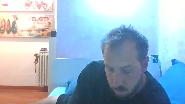 Snapshot of stefanotoma91 chatting on 14, 4, 2026 stefanotoma91 online show from 14, 4, 2026