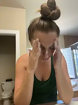 prettykitttty online show from 23, 6, 2026