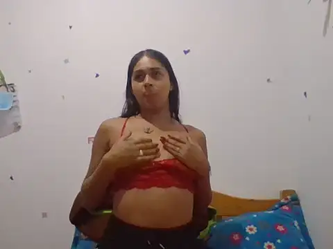 Snapshot of magic_trans_girl chatting on 13, 4, 2026 magic trans girl online show from 13, 4, 2026