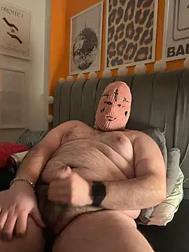 Snapshot of merthanss chatting on 15, 4, 2026 merthanss online show from 15, 4, 2026