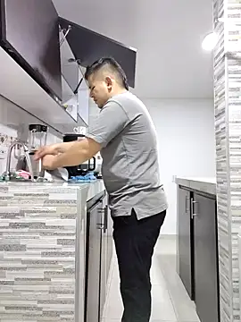 Snapshot of ian_charmboy chatting on 15, 4, 2026 ian charmboy online show from 15, 4, 2026