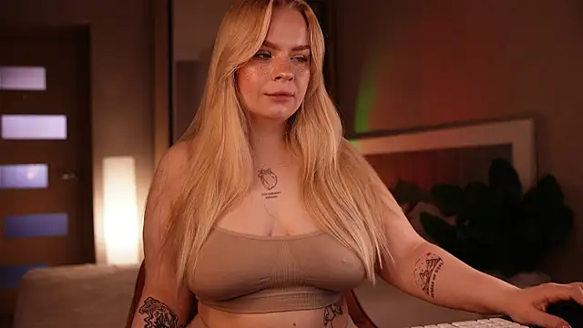 LisaLove3 online show from 1, 7, 2026