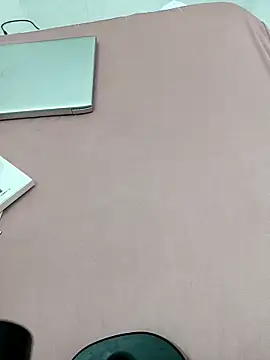 Snapshot of Labury chatting on 15, 4, 2026 Labury online show from 15, 4, 2026