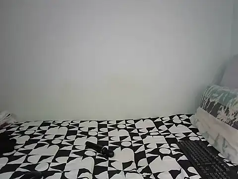 Snapshot of COCO__JUICY chatting on 29, 4, 2026 COCO JUICY online show from 29, 4, 2026